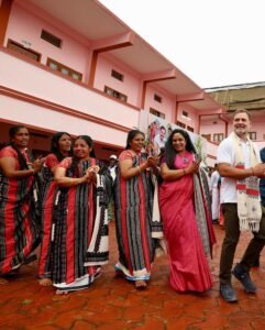 From Pongal greetings in Tamil to dancing with tribal people… Rahul Gandhi’s visit to Koodaloor clicks!