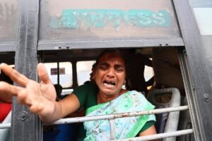 The minister Sekar Babu meets with sanitation workers; a struggle towards victory?