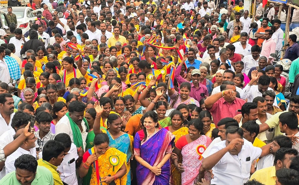சௌமியா அன்புமணி