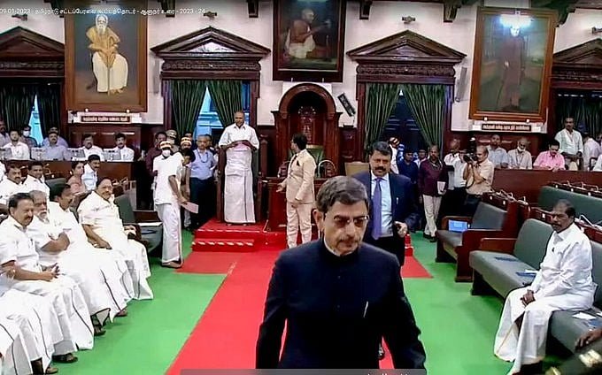 சட்டமன்றத்தில் இருந்து வெளியேறிய ஆர்.என்.ரவி