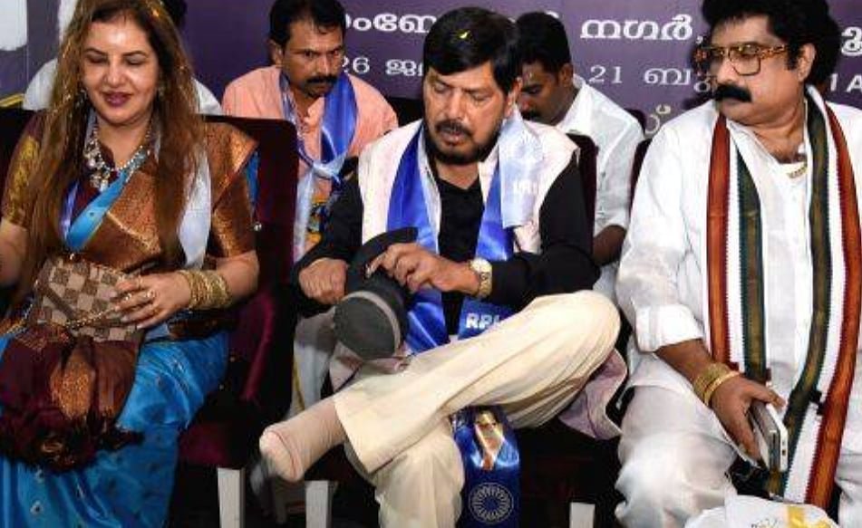 பினராயி விஜயனை கூட்டணிக்கு அழைத்த மத்திய அமைச்சர் ராம்தாஸ் அத்வாலே