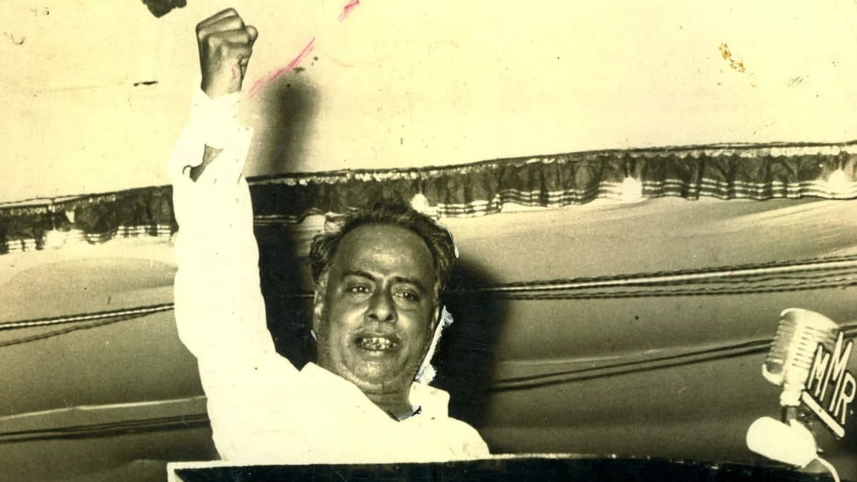 அறிஞர் அண்ணா