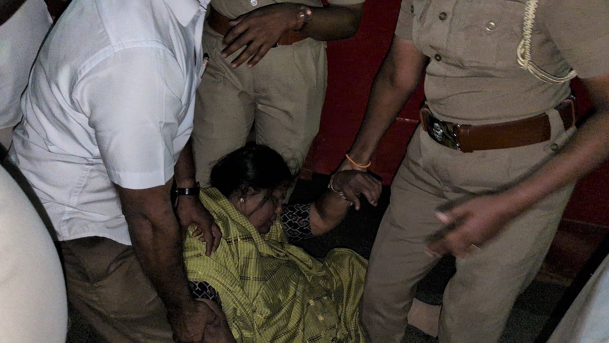 மயக்கமடைந்த மாற்றுத்திறனாளி 