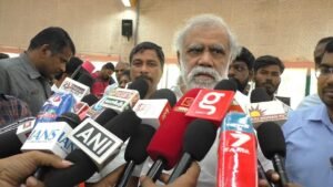 “If Palaniswami continues in AIADMK, AIADMK will come down to 1 percent” – Minister I. Periyasamy