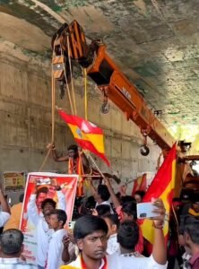 Unit stabbed for Vijay, hanging on a crane for adventure; thief arrested; DIG scolds inspector.