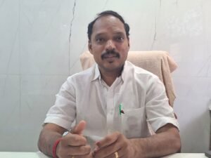 ‘The seat is mine!’ Siblings clash – the situation heats up! Excitement in Pudukottai