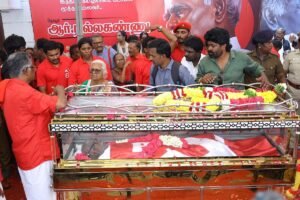 “Salute to the comrade” – Vaiko, Rajinikanth, Seeman, Premalatha and others pay tribute to Nallakannu’s body!