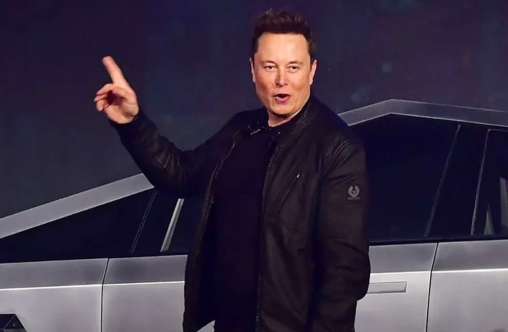 எலான் மஸ்க்