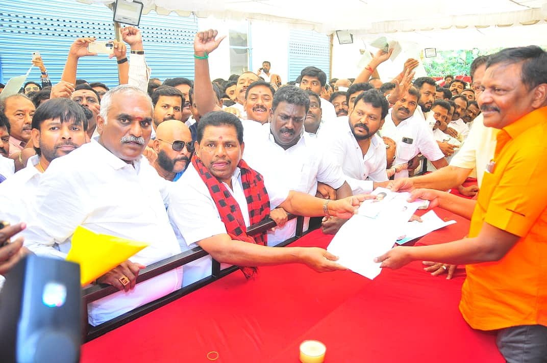 அனிதா ராதாகிருஷ்ணன்