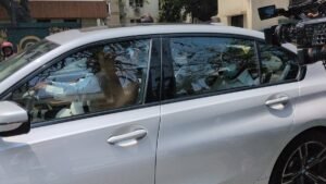 ‘Daughter’s engagement at 4 o’clock; alliance in the background! Selvap Perundagai fighting on Sitharanjan Street’