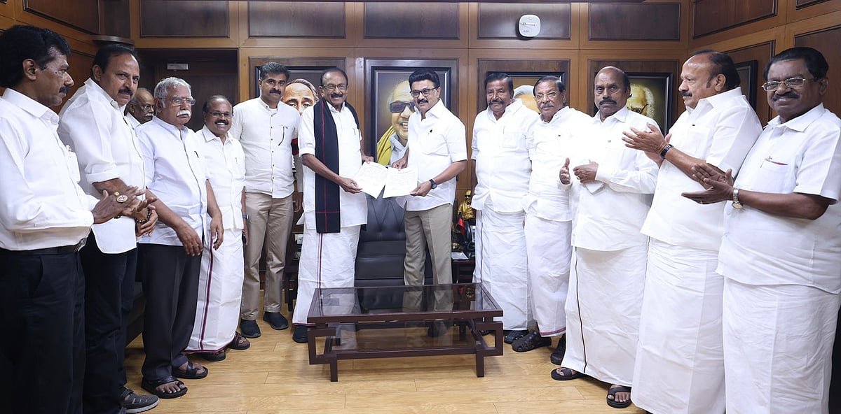 வைகோ