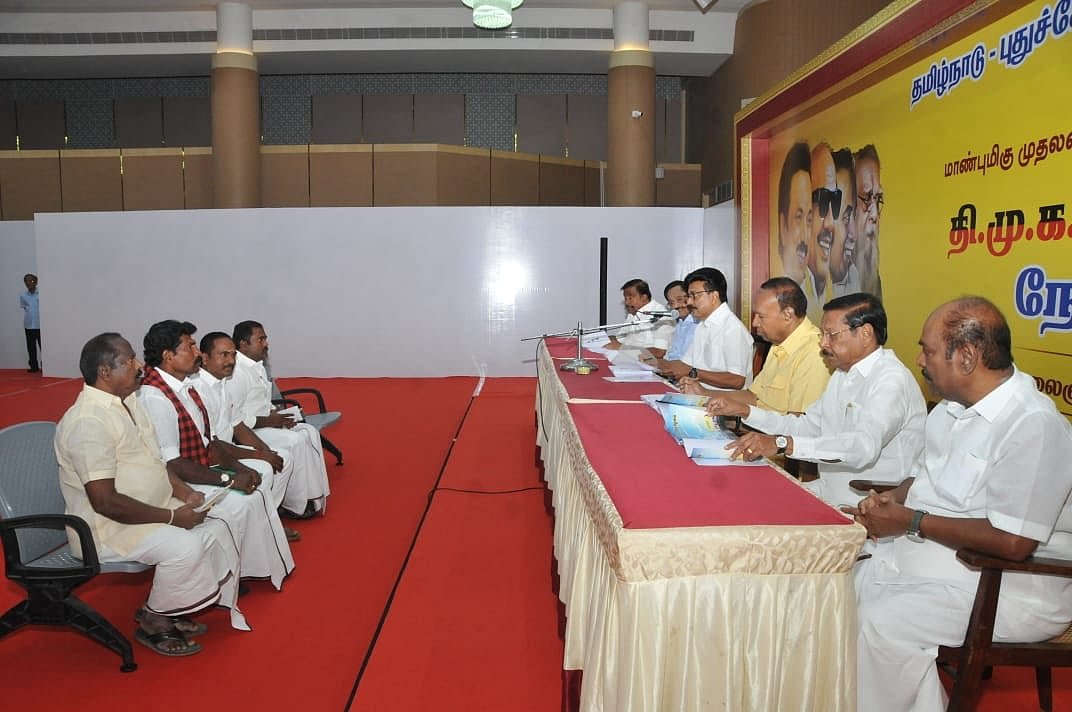 வேட்பாளர் நேர்காணல்