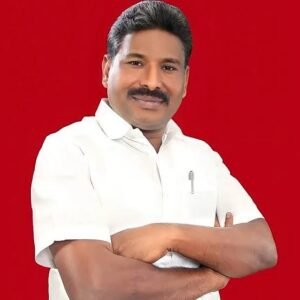 Giving the constituency to the Communist Party for 4,000 votes? – Relatives shout in the assembly hall