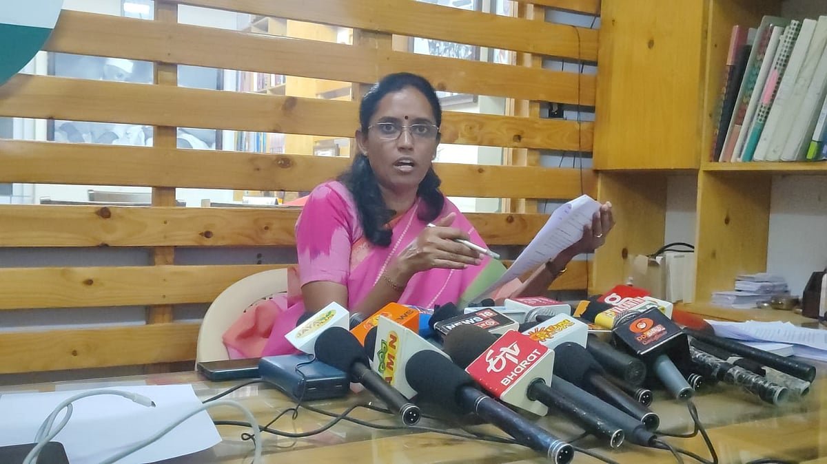 கரூர் காங்கிரஸ் எம்.பி ஜோதிமணி