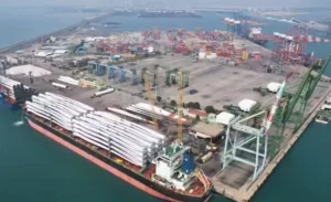Tuticorin Port: A national record in India with 147 wind turbine blades handled on a single ship!