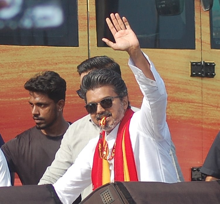 Kanyakumari: ‘Bow and Arrow, Raft Boat, Cycle Round’ – Vijay Election Campaign | Photo Album