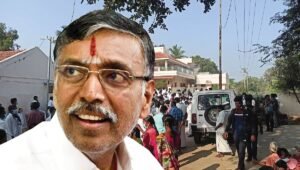 Palakkodu: How is the competition between K.P. Anbalagan and Dr. Senthil Kumar? What is the ground situation?