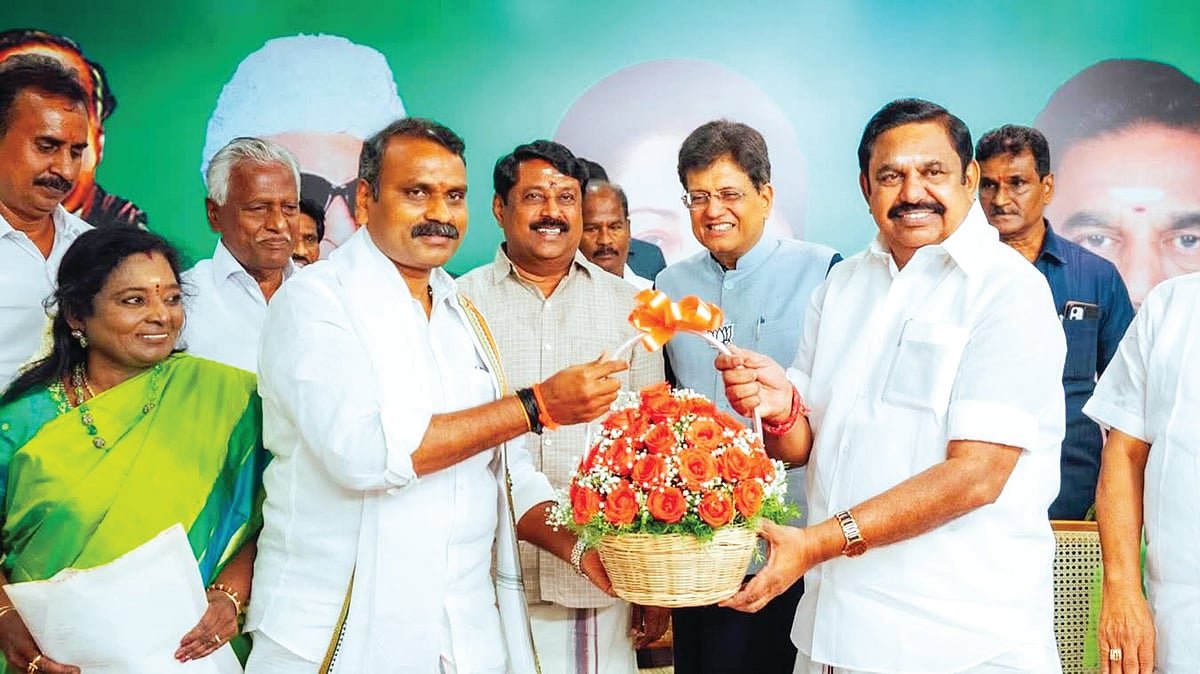 எல்.முருகன், எடப்பாடி பழனிசாமி