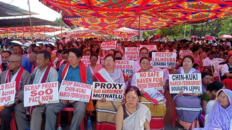 Manipur: Battlefield near the Chief Minister’s residence: 22 people admitted to hospital!