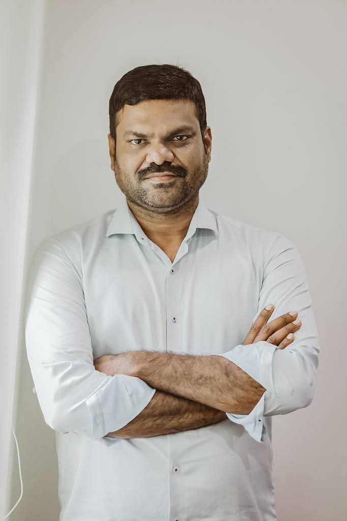 தமிழ்குமரன்