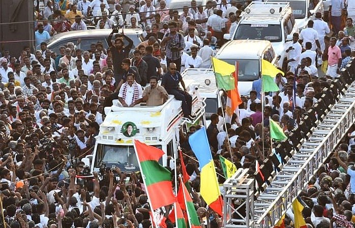 இபிஎஸ் மற்றும் டிடிவி இணைந்து பிரசாரம்