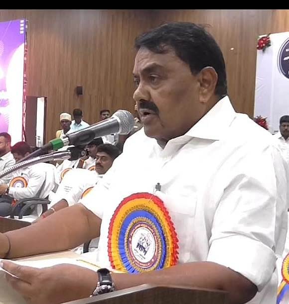 அமைச்சர் ராஜகண்ணப்பன்