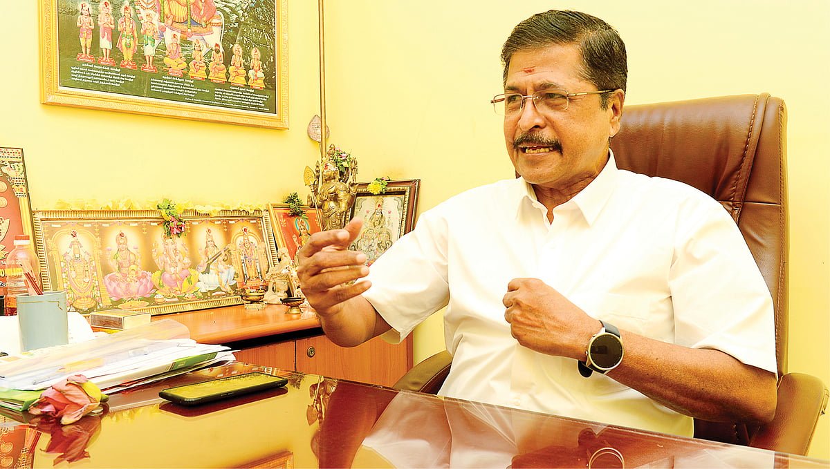 எஸ்.ஆர்.சேகர்