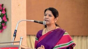 “Don’t believe the ‘WhatsApp University’ fake news” – MP Kanimozhi’s warning!