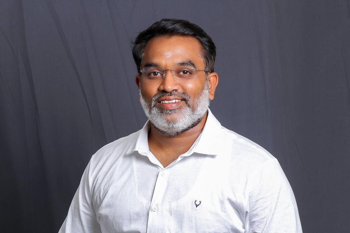 முகுந்தன்