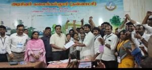 TVK: Internal party worship, bus stand controversy; Hologram Vijay lends a hand; Thavega wins Kumbakonam!