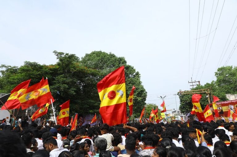 VCK Vs DMK: “Who is more selfish?” – A complete war of words!
