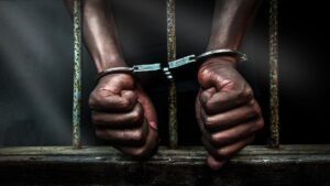 SI attacked with a sickle: youth and minor arrested