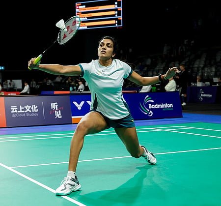 Sindhu advances; Tanvi loses