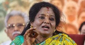 “She hasn’t come out of election campaign MOOD!” – Tamilisai Soundararajan advises Chief Minister Vijay