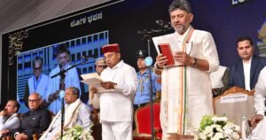 A warm embrace from Siddaramaiah; an emotional D.K. Shivakumar… Inauguration ceremony Photo Album