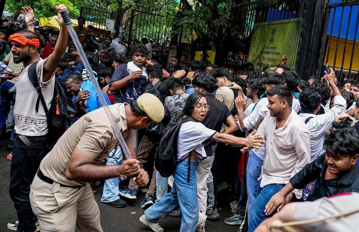 Attack on students: Supreme Court condemns it!