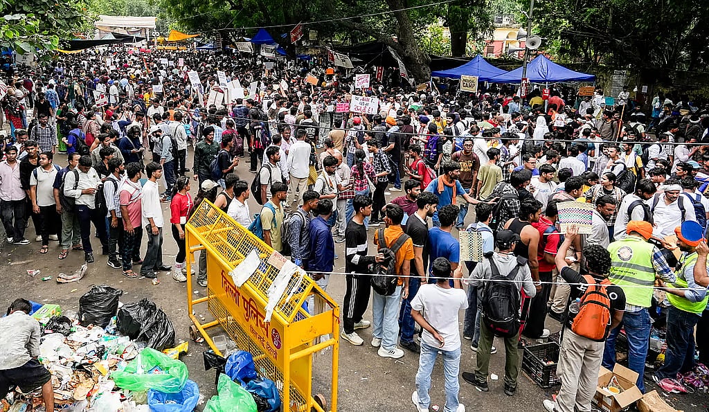 Students involved in the protest arrested; if they are not released, the protest will resume - CJP