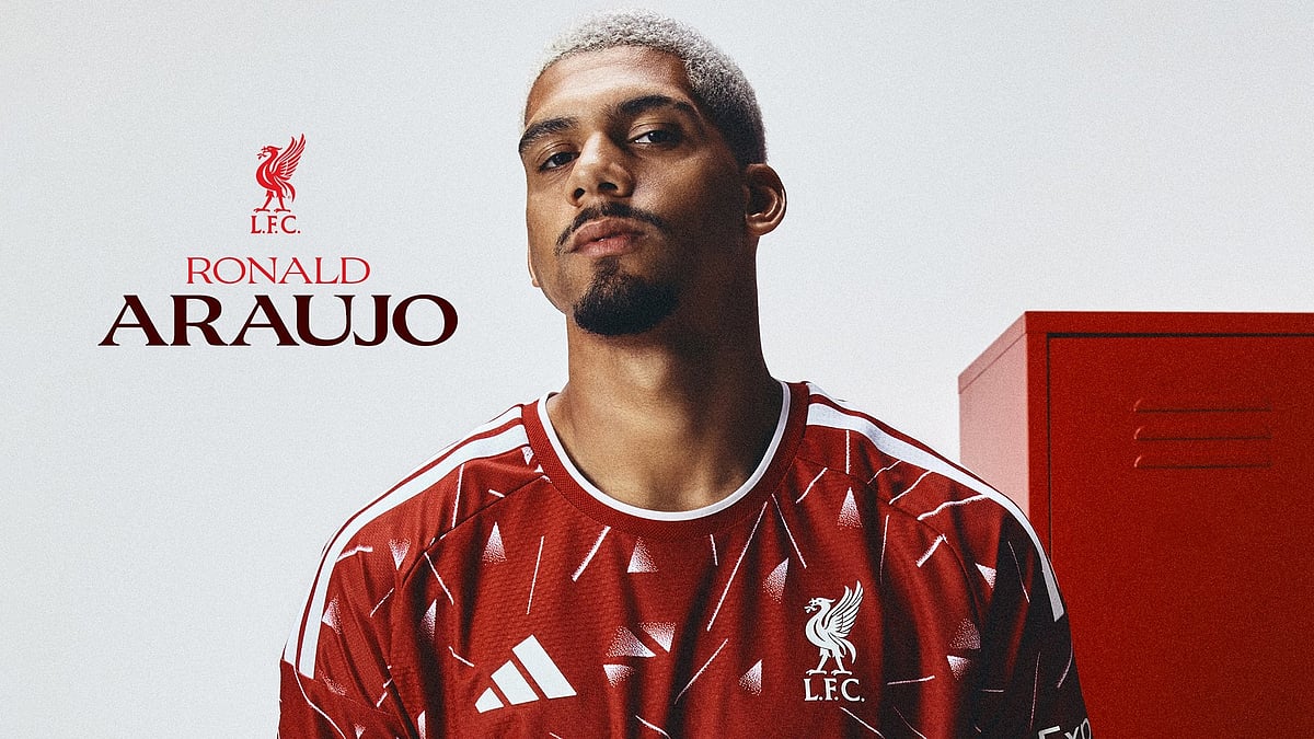 Barcelona's captain joined Liverpool on loan!