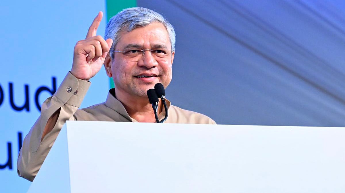 Higher fares on special trains with reservation facilities: Railway Minister