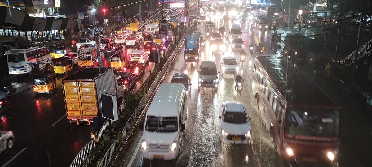 Scorching sun in the morning; pouring rain in the evening! This is Chennai