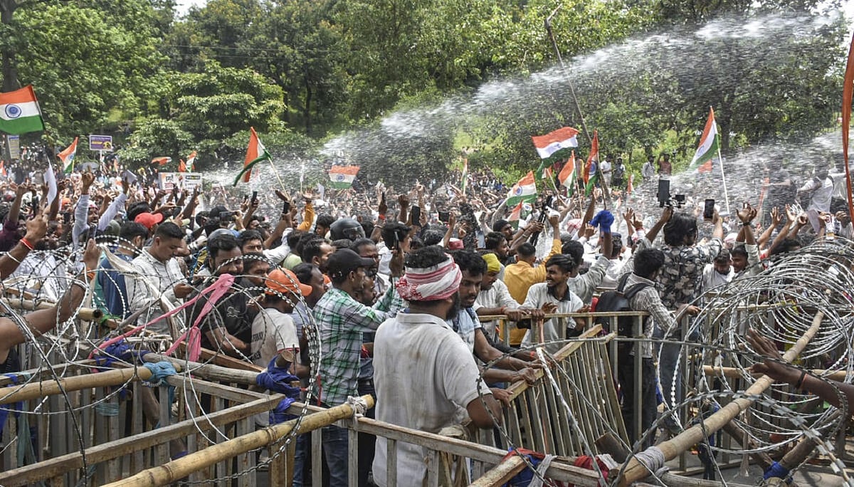 Lathi charge and tear gas shells fired at a student rally near the Jharkhand Assembly complex