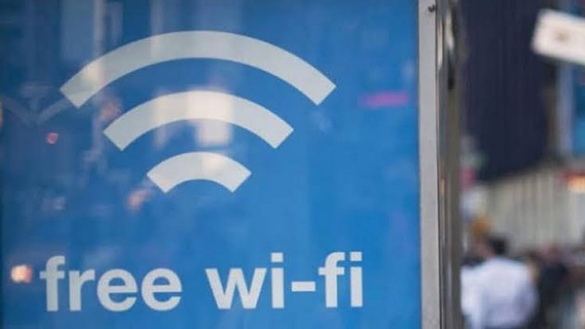 Free Wi-Fi facility at 44 locations, including Chennai Marina Beach