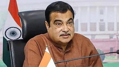 Opposition to E20 petrol: Congress protest by surrounding Minister Gadkari’s residence