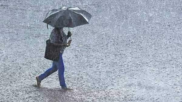 Heavy rain likely today in 3 districts