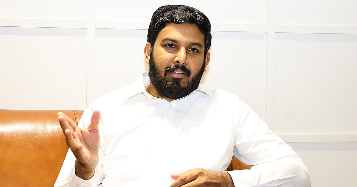 "Minister Vanniarasu says something else... the questions I raise are different!" – explains Aaloor Shanavas