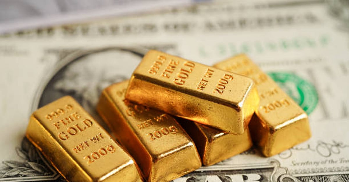 Gold: A rise of Rs. 2,400 in a single day! Gold back in the limelight; why are prices going up?