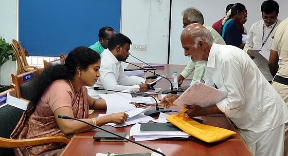 Rs. 27.28 crore fraud by not providing wage increases to sanitation workers!