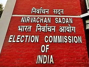 Election commissioners in a clash of opinions? Commission clarification