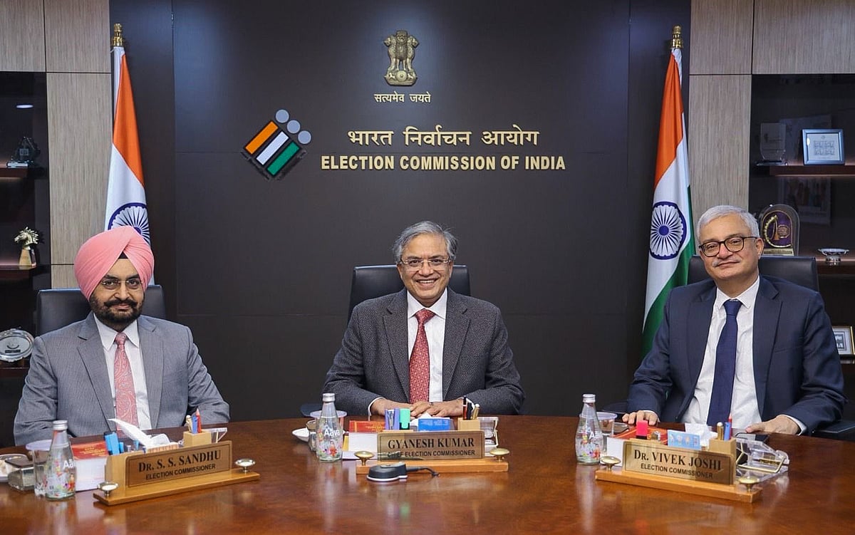 S.I.R.! The Chief Election Commissioner who implemented it despite opposition from two commissioners 14 times!