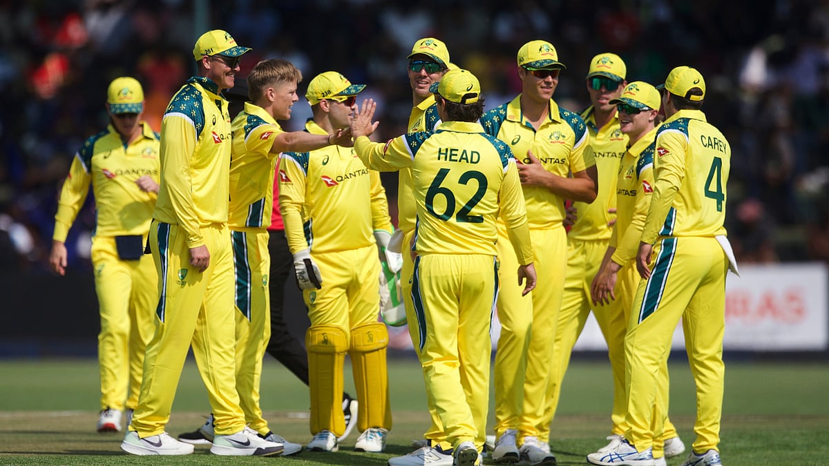 2nd ODI: Australia clinch the series by defeating Zimbabwe!